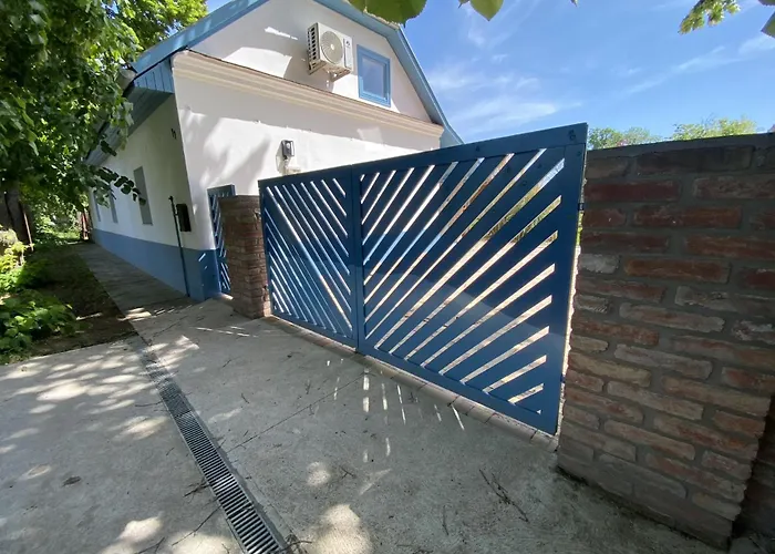 Es Bagoly Kalandhaz Feriehus *